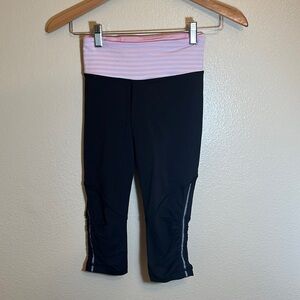𝅺LULULEMON Athletica Crop Athletic Legging Pant Size 2